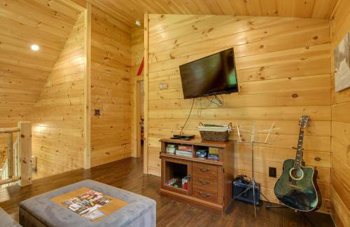 Londonderry Chalet w/ Deck, Fire Pit & Views! - Foto 12
