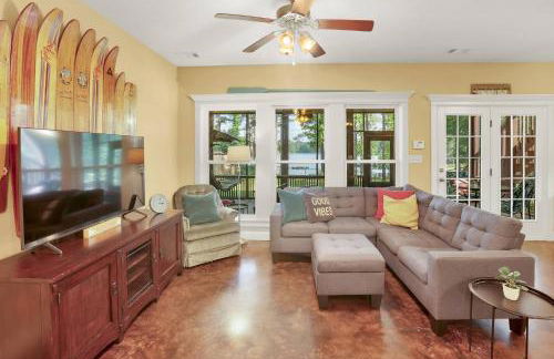 Lake front home, pet friendly, kayaks provided - Foto 5