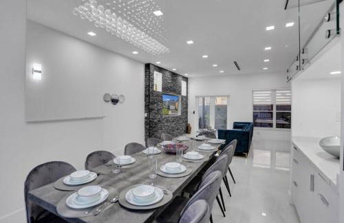 4 Br Designer Home Next To Shul And Community Pool 4 Bedroom Villa - Foto 28