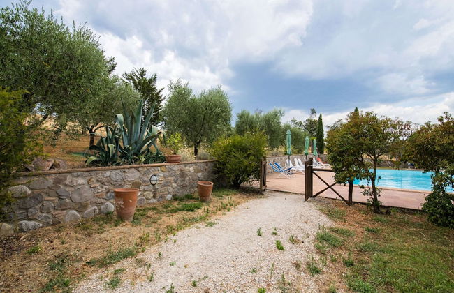 Apartment in Villa With Swimming Pool - Photo 69