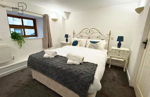 Old Corner Barn Lake District Escape by PolkaStays - Photo 3