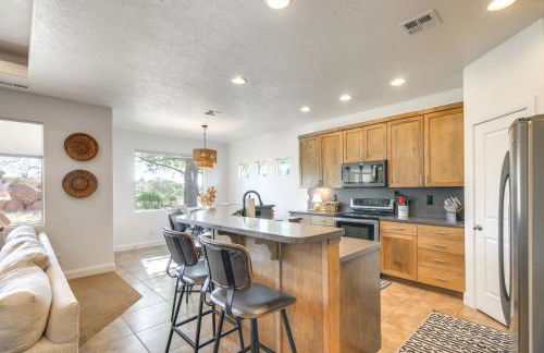 Zion Area Home with Scenic Views and Private Hot Tub! - Foto 5