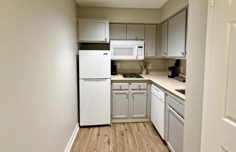 Cozy Aksarben Living-close to I-80 & WFH desk - Foto 6