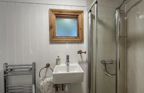 Keepers Cottage - Photo 14