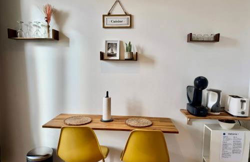 Studio lumineux avec balcon - Calme et idéal - Foto 3