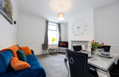 Cosy Four Bedroom Terrace Rishton - Foto 3