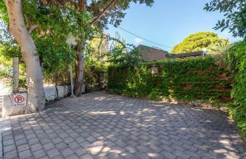 Klaritz Luxury Suites - Photo 8