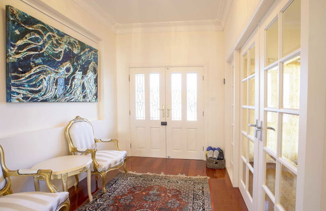 The Art House - Photo 27