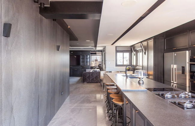 Deluxe Beachfront 3BR Penthouse - Foto 11