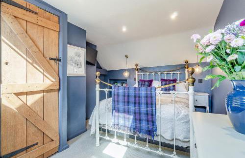 Queens Barn - Photo 12