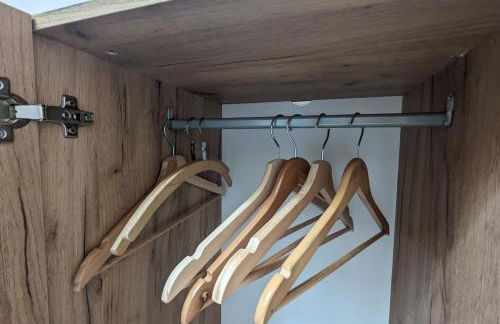 FeWo Urban Gotha-Apartment Ekhof- Am Schlosspark- Parken an der der Tür- Barrierefrei, 900 Meter zum Bahnhof - Wallbox - Foto 55