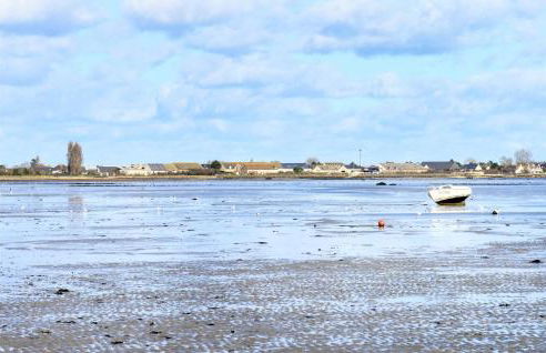 Gorgeous Home In Quettehou With Wifi - Foto 16