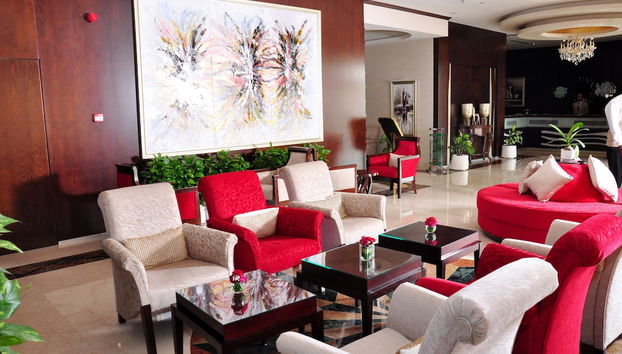 Coin salon dans le hall