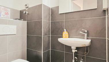 Home4Now DOR01 Monteursunterkunft in Dormagen I 3 Schlafzimmer für 6 Personen I Küche I SmartTV I WiFi - Foto 5