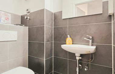 Home4Now DOR01 Monteursunterkunft in Dormagen I 3 Schlafzimmer für 6 Personen I Küche I SmartTV I WiFi - Foto 5