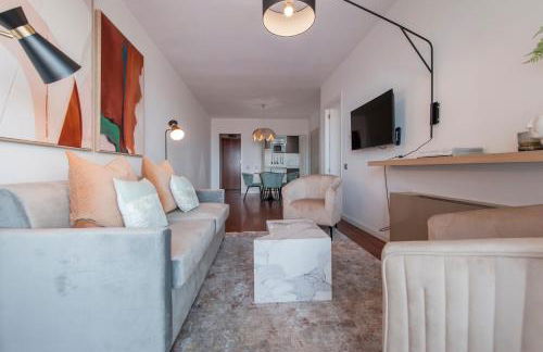 Tu Escapada Urbana - Plaza de Castilla III, Diseño y Localización - Photo 10