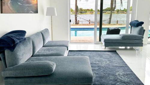 Inactive 193 Modern, 4B&3B with Pool and Lake - Foto 4