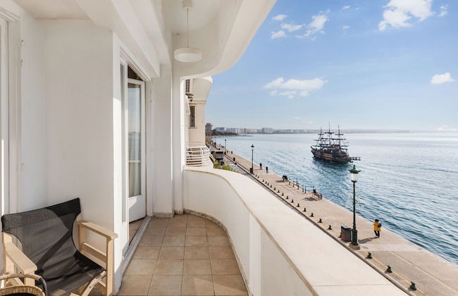 Infinity & Beyond seafront apartments - Foto 48