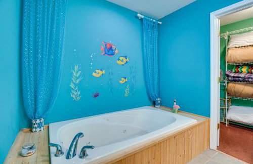 Norfork Lake Home Game Room, Fire Pit and Views! - Foto 21