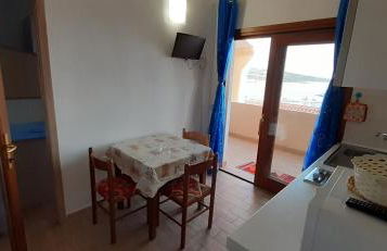 Fronte mare attico indipendente ed esclusivo con terrazza panoramica - Foto 6