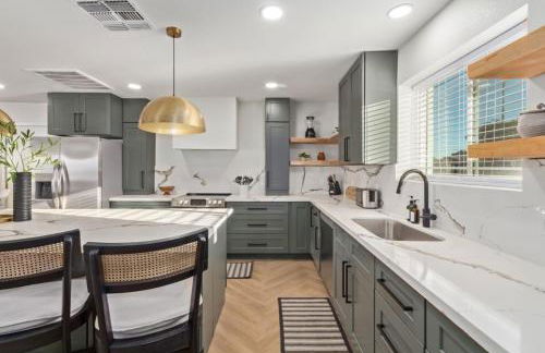 Casa Paradiso with Private Pool Firepit & Putting Green - Foto 28