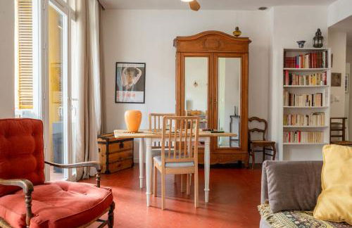 Escapade entre ville et mer, terrasse ensoleillée - Foto 2