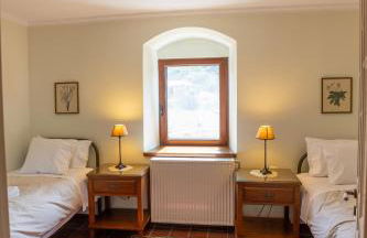 Rustic home in heart of Stemnitsa - Photo 12