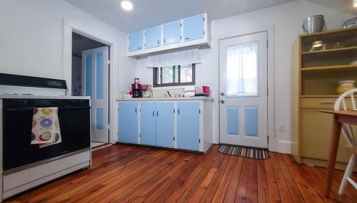 Historic w/deck, king bed & air by Lake Michigan - Foto 2