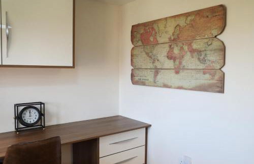 Spacious home with office and double driveway & FREE Wifi By ULTIMATE HOMES AWAY - Foto 11