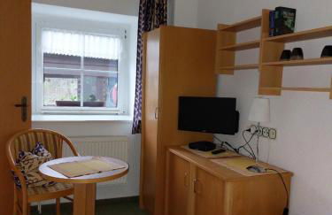 Mini-1-Raum-Apartment mit eigenem Eingang - Foto 6