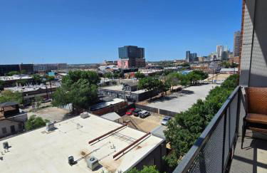 2bdrm/2 King beds/1Air mattress - Photo 26