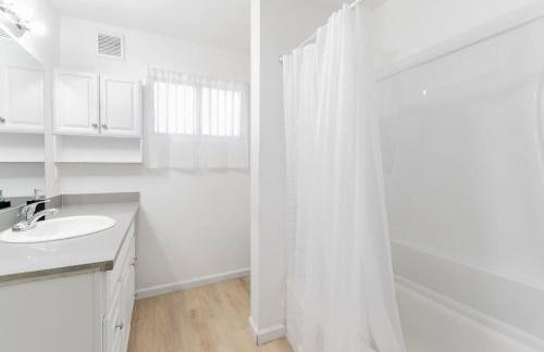 Gorgeous Two Bedroom Sleeps 6! Close to Strip! - Foto 4