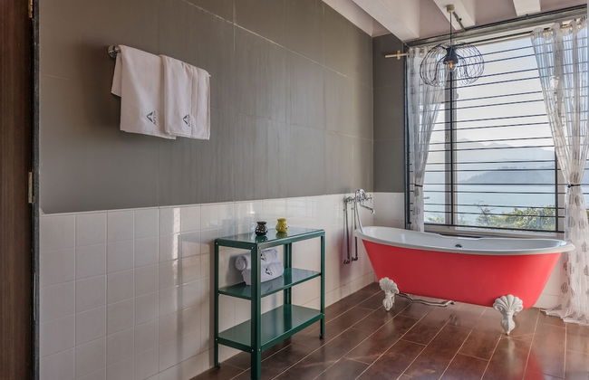 CosmicStays Afita Mohari-Solar Powered Lakehouse - Foto 34