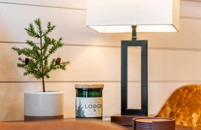 Deer Creek Tiny Container Home-12 Min to Magnolia - Foto 9