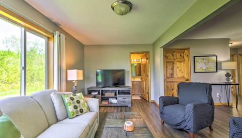 Rural Harrys House with Fire Pit on 20 Acres - Foto 3