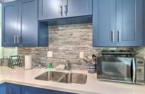 Galveston Group Getaway with Private Yard and Fire Pit - Foto 26