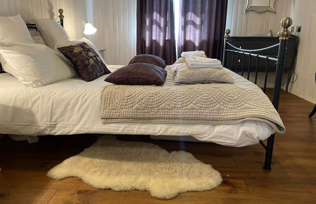 Holiday Lettings Beech Lodge - Stunning 6-bed King - Foto 6