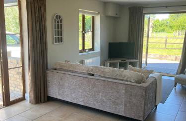 Cottage nestled in the heart of a stunning Suffolk Village - Foto 32