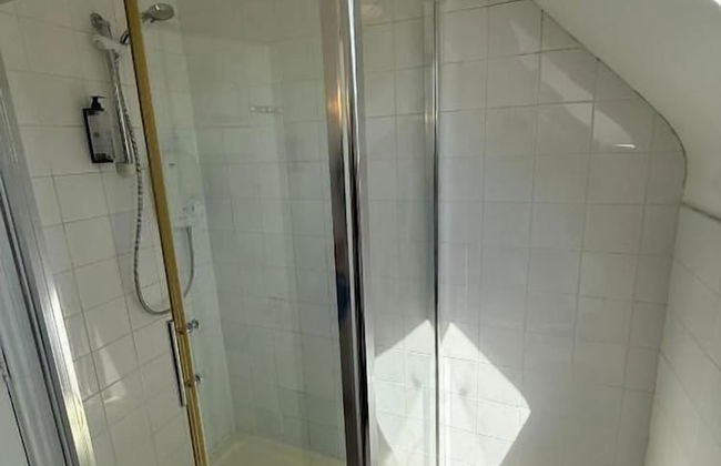 Newcastle Townhouse - Photo 9