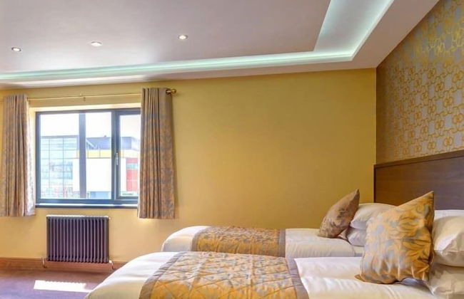 Grainger Apartments - Photo 2