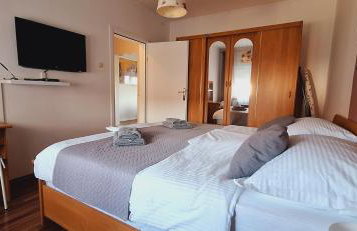 Apartment Nina-bazen-klima-parking - Foto 42