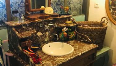 LOFT D ARTISTES AVEC PATIO AU PORT DE NICE - Photo 4