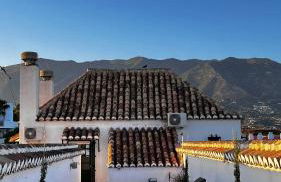 NEW penthouse with amazing views - Photo 49