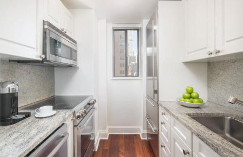 AKA Sutton Place - Photo 19