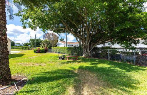 Park Shore Resort Top Floor BLDG J 455 Great View - Foto 58