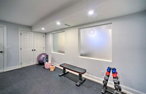 Stunning House with Deck, Game Room and Home Gym! - Foto 35