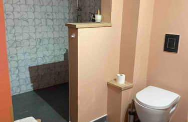 Appartement de Charme dans un Ancien Mas Cévenol piscine et jacuzzi - Foto 28