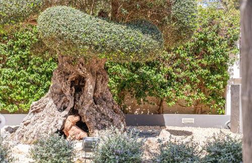 The Tower Villa - Photo 26