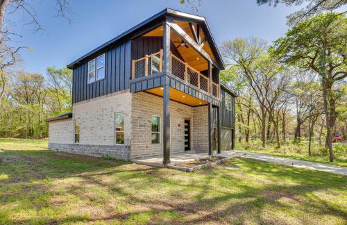 Fire Pit and Grill Lakeside Gun Barrel City Home! - Foto 29