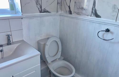 2 Bed House-Sleeps 4-Free Parking - Foto 21